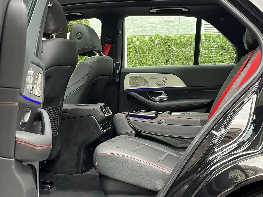 Mercedes-Benz GLE AMG 2024 — фото 13