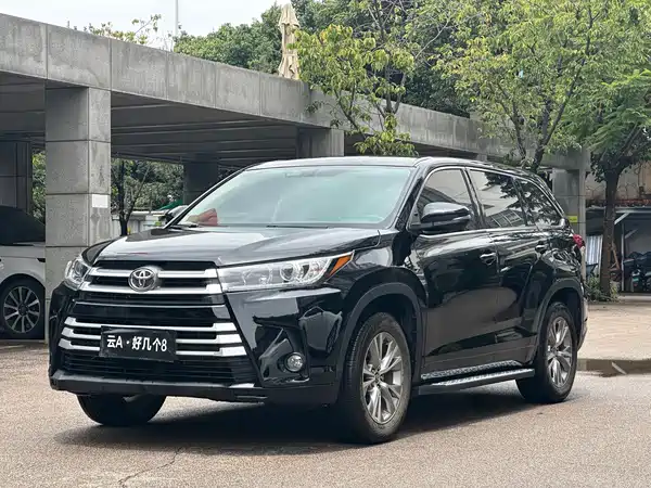 Toyota Highlander 2020
