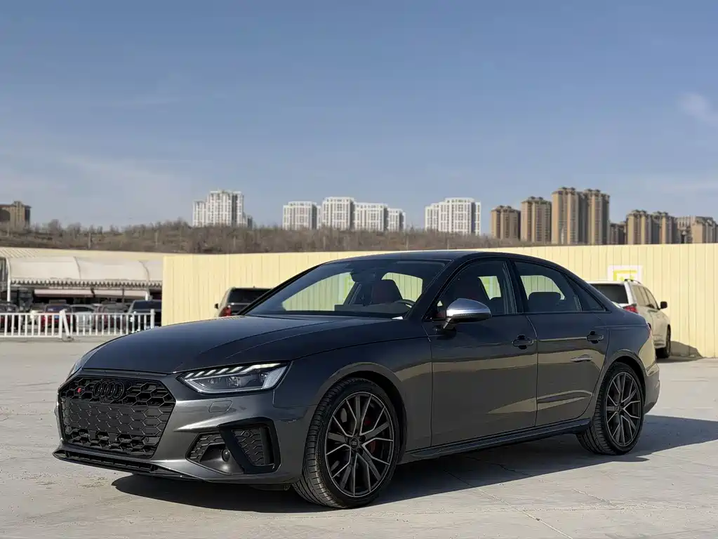 Audi S4 2024