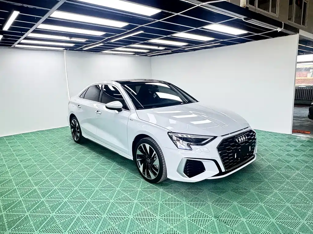Audi A3 2022 — фото 3