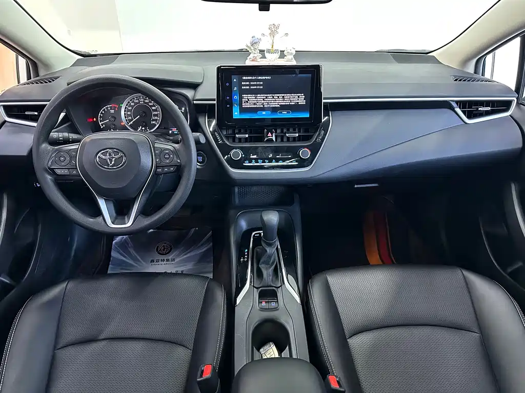 Toyota Corolla 2023 — фото 17