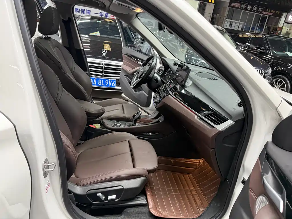 BMW X1 2022 — фото 17