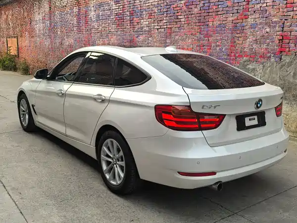 BMW 3 Series GT 2015