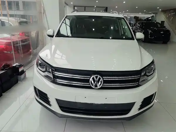 Volkswagen Tiguan 2015