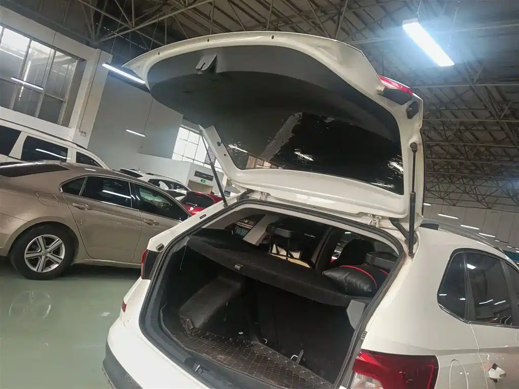 Skoda Kamiq 2021 — фото 15