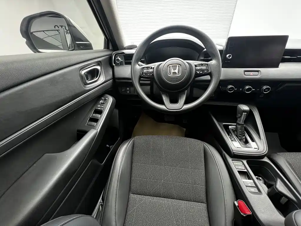 Honda Vezel 2023 — фото 10