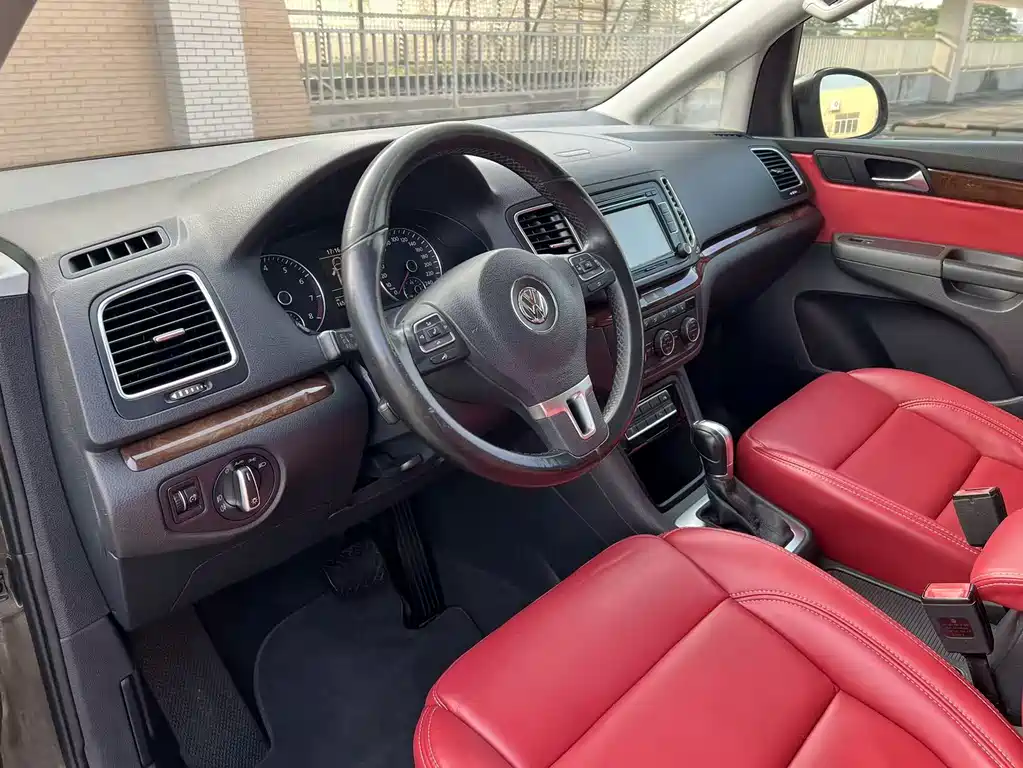 Volkswagen Sharan 2016 — фото 10