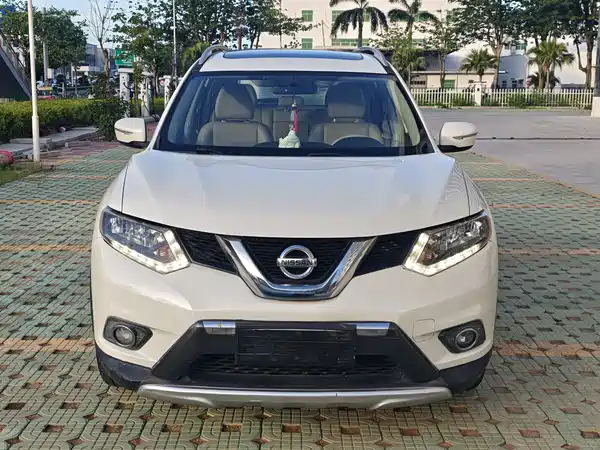 Nissan X-Trail 2014