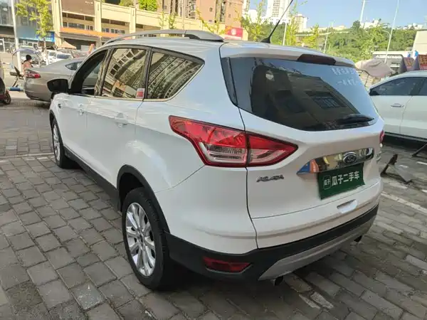 Ford Kuga 2014