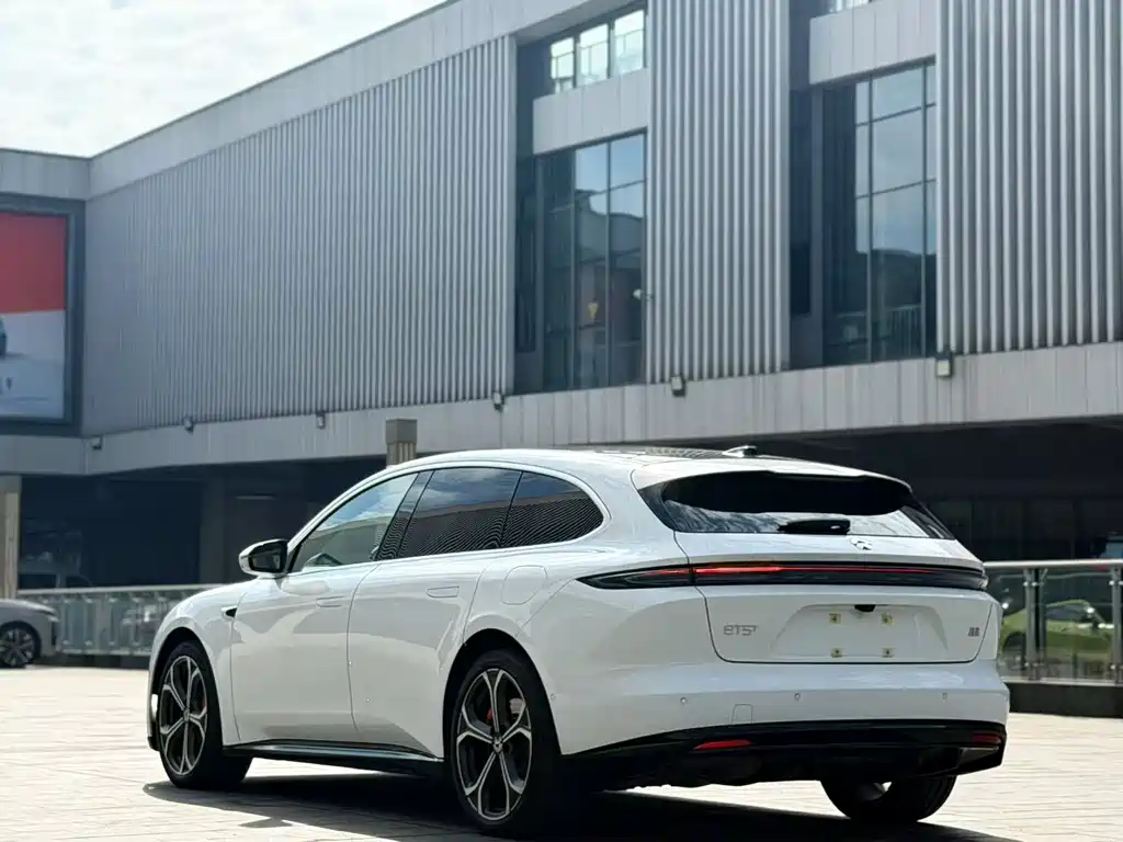 NIO ET5T 2025
