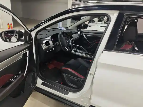 Geely Binyue 2022