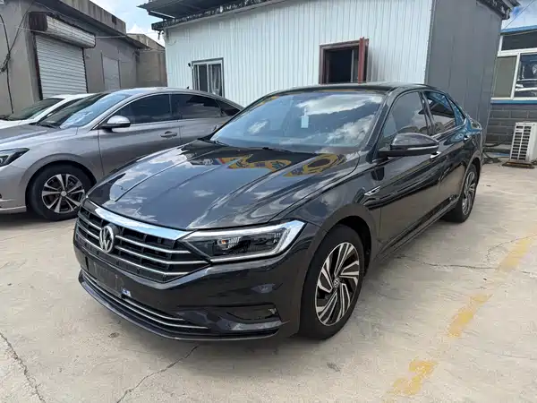Volkswagen Sagitar 2022