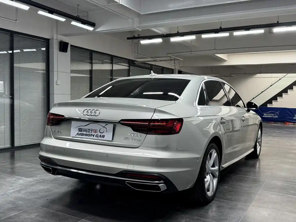 Audi A4L 2021 — фото 7