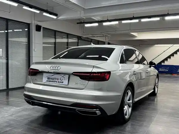 Audi A4L 2021