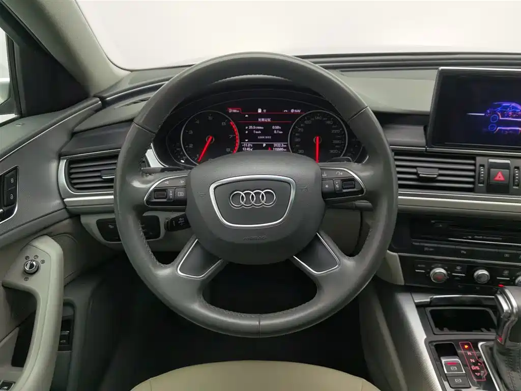 Audi A6L 2012 — фото 11