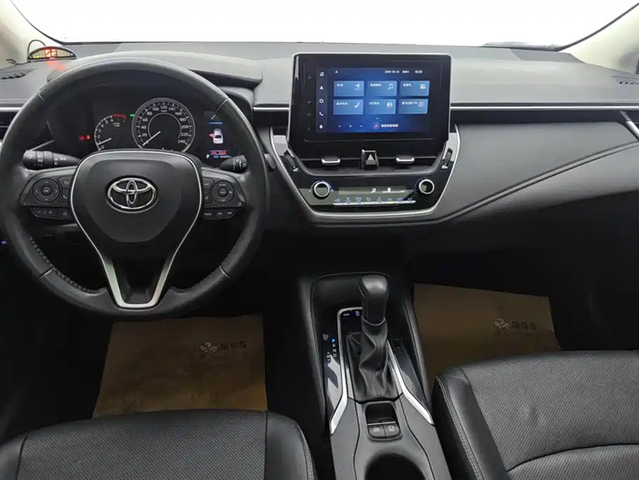 Toyota Corolla 2021 — фото 12