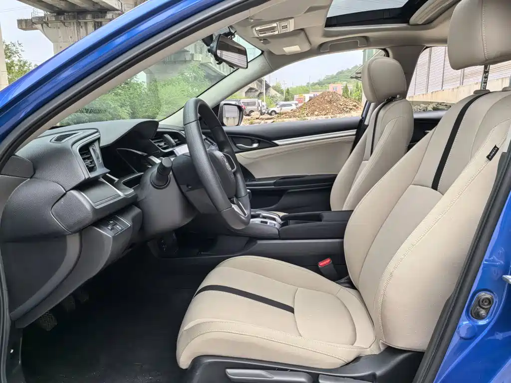 Honda Civic 2018 — фото 13