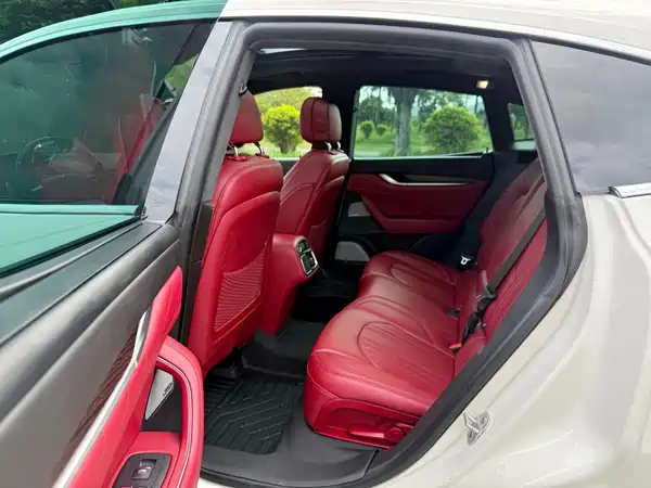 Maserati Levante 2019