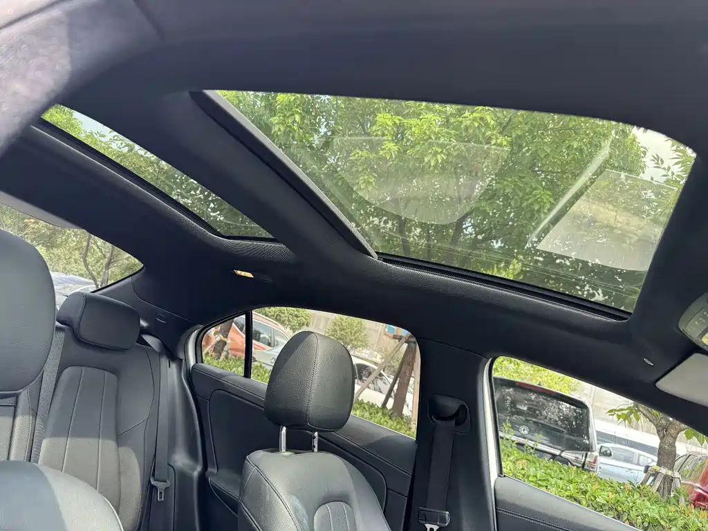 Mercedes-Benz A-Class 2020 — фото 17