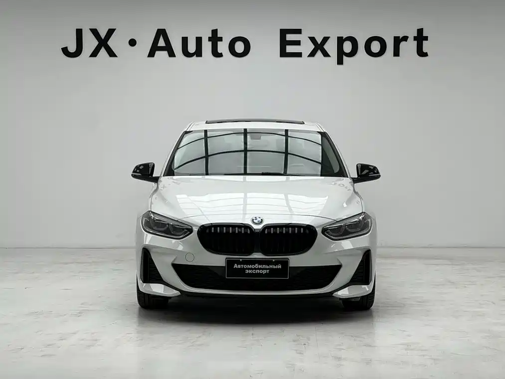 BMW 1 Series 2022