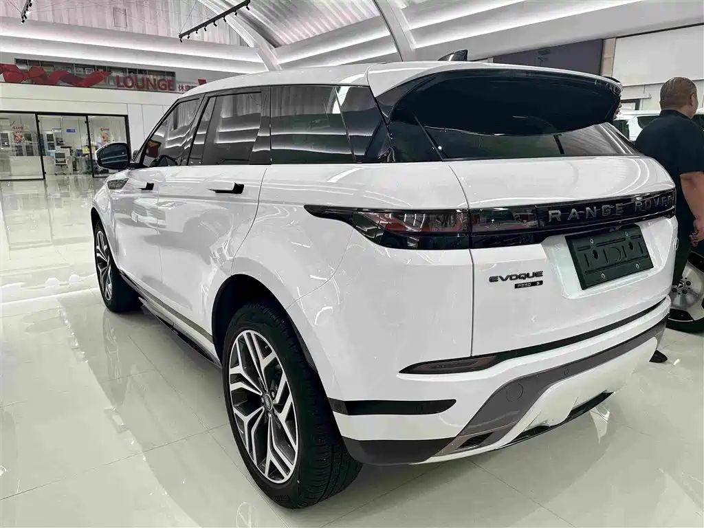Land Rover Range Rover Evoque 2020 — фото 16