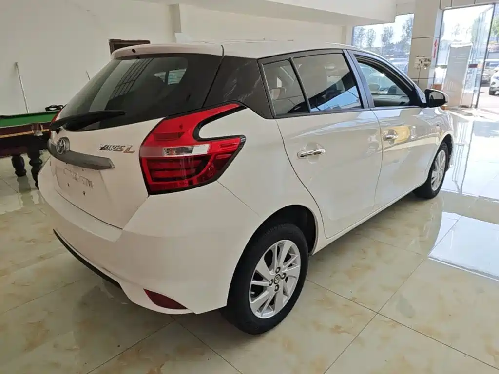 Toyota Yaris L 2017