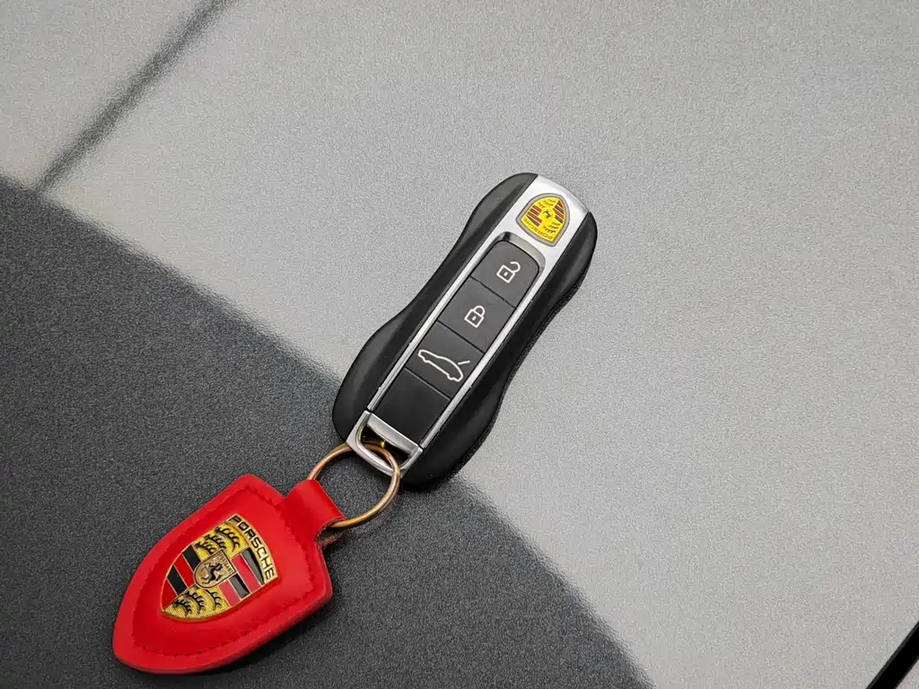Porsche Panamera 2022 — фото 19