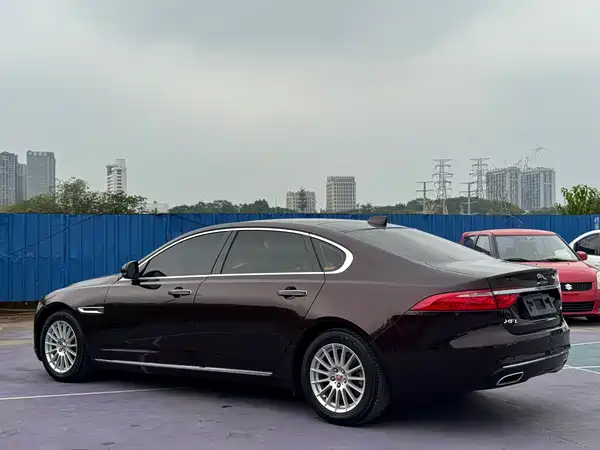 Jaguar XFL 2017