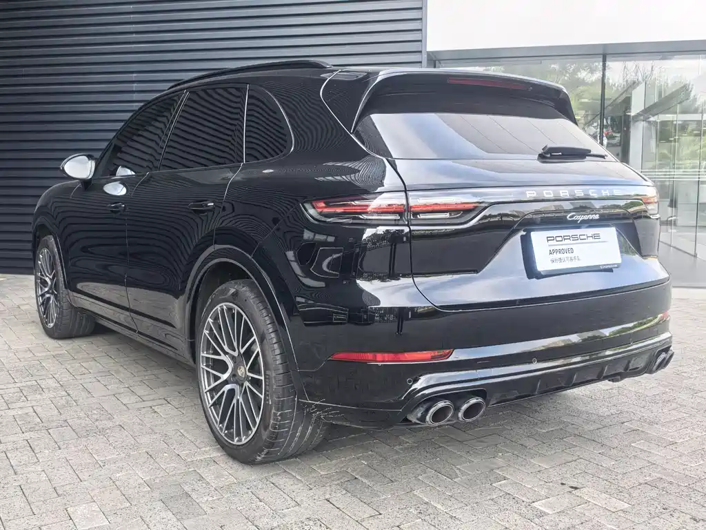 Porsche Cayenne 2019 — фото 7