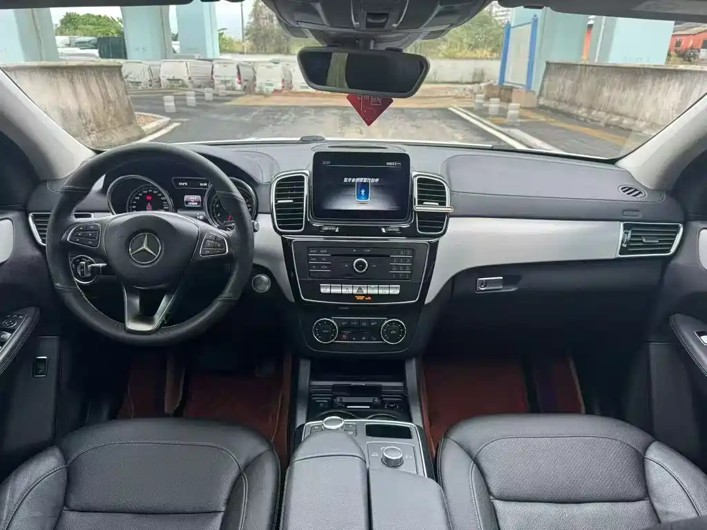 Mercedes-Benz GLE Coupe 2017 — фото 5