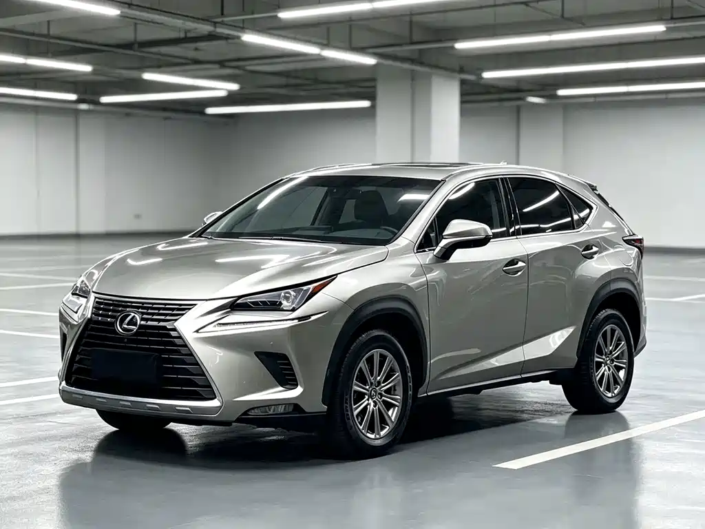 Lexus NX 2021 — фото 1