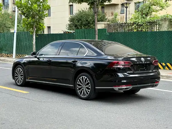 Volkswagen Phideon 2018