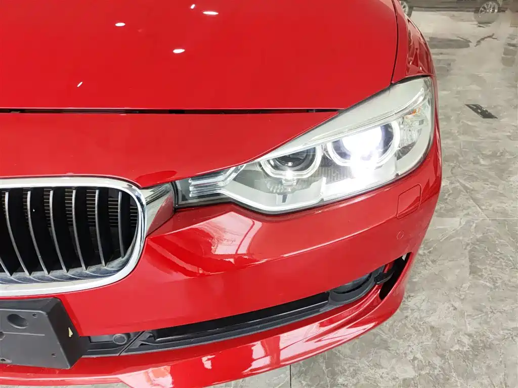 BMW 3 Series 2015 — фото 24