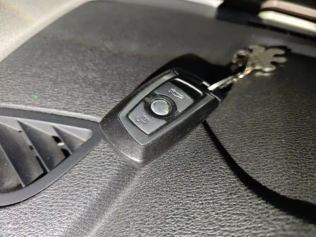 BMW X3 2014 — фото 12