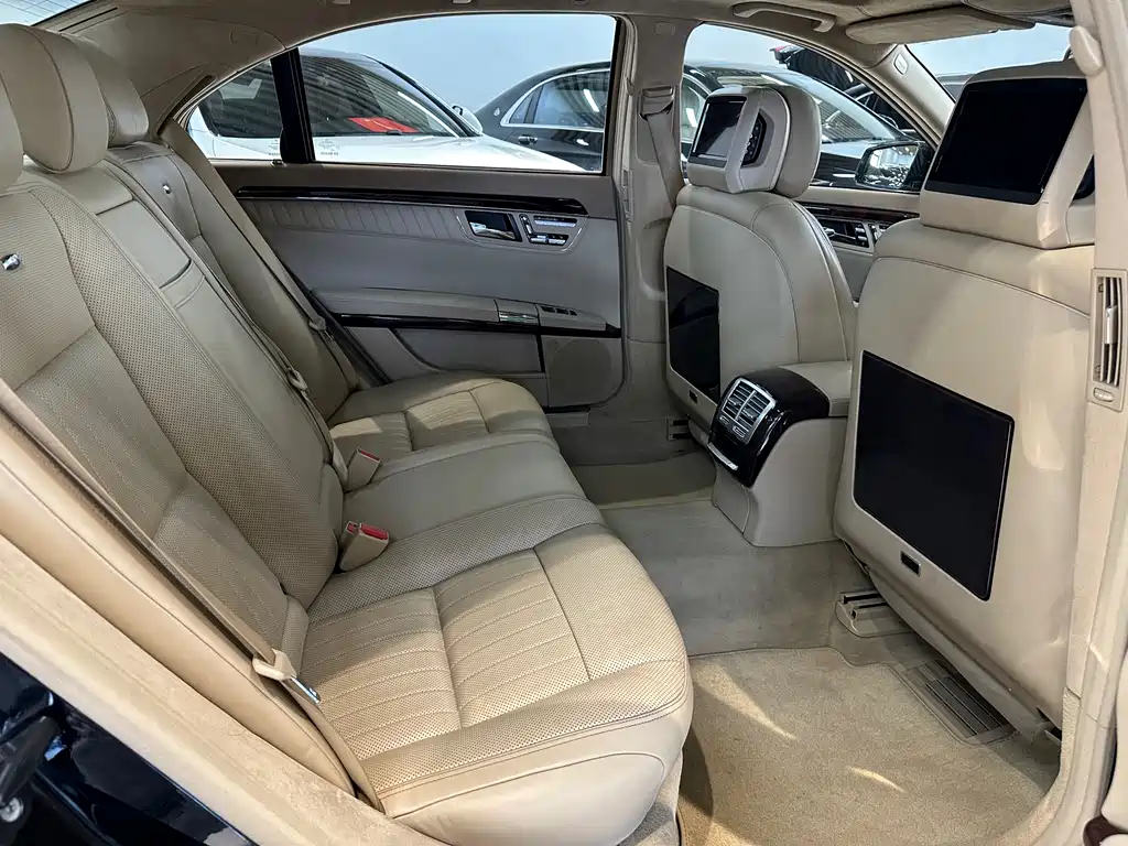 Mercedes-Benz S-Class 2011 — фото 11