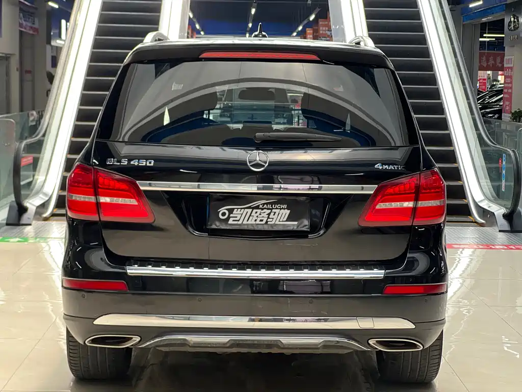 Mercedes-Benz GLS 2017 — фото 10