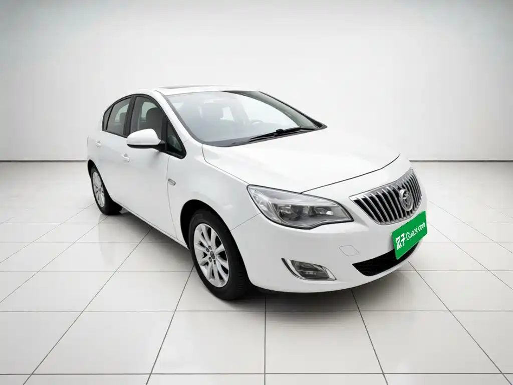 Buick Excelle GT 2014 — фото 24
