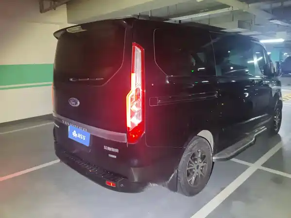 Ford Tourneo 2020