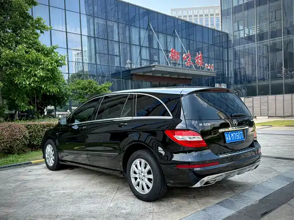 Mercedes-Benz R-Class 2017