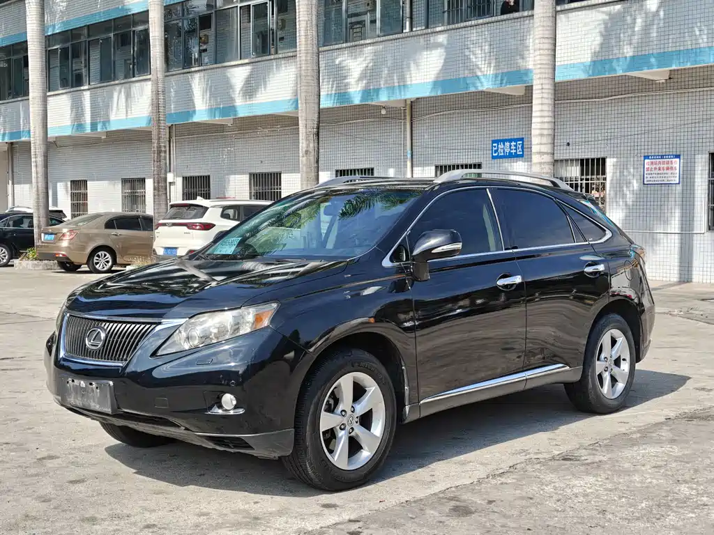 Lexus RX Classic 2011 — фото 1