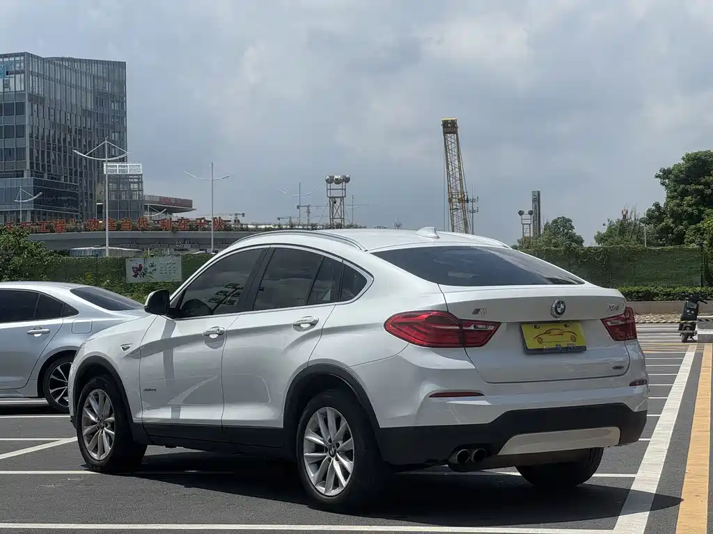BMW X4 2015 — фото 8
