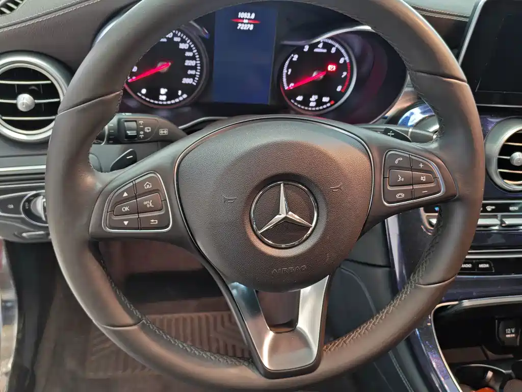 Mercedes-Benz GLC 2019 — фото 13