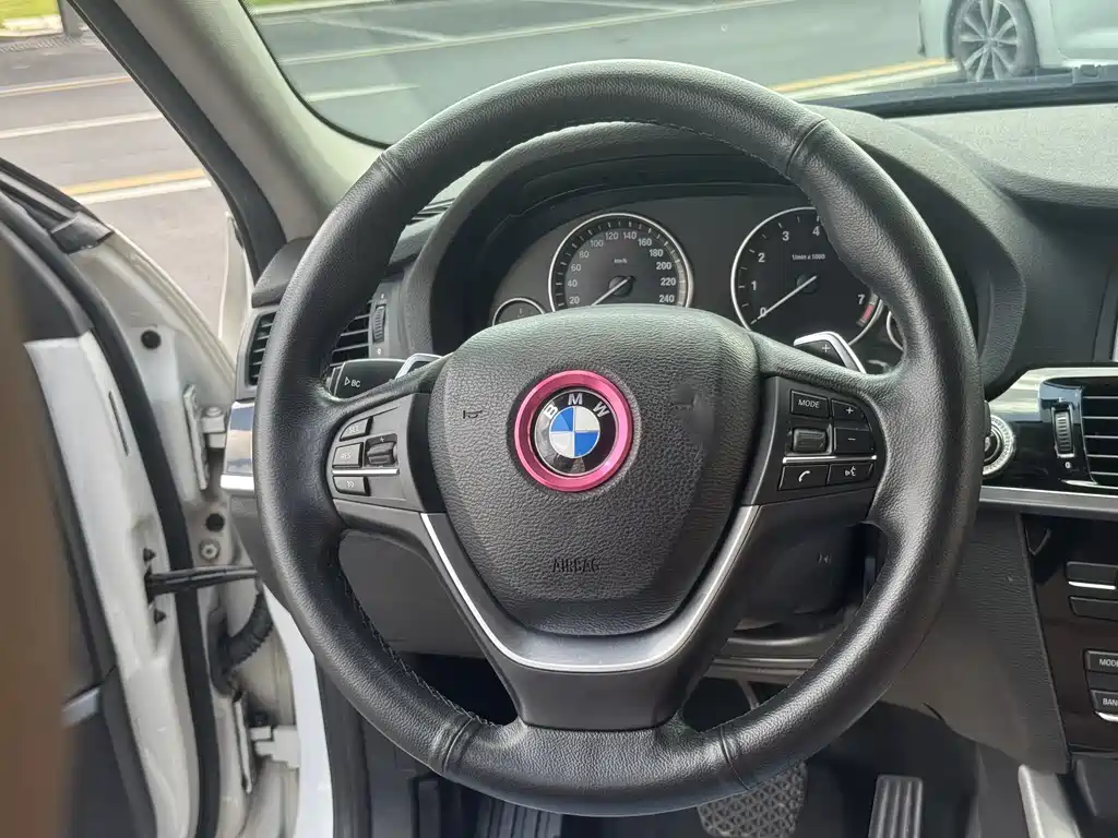 BMW X4 2015 — фото 28