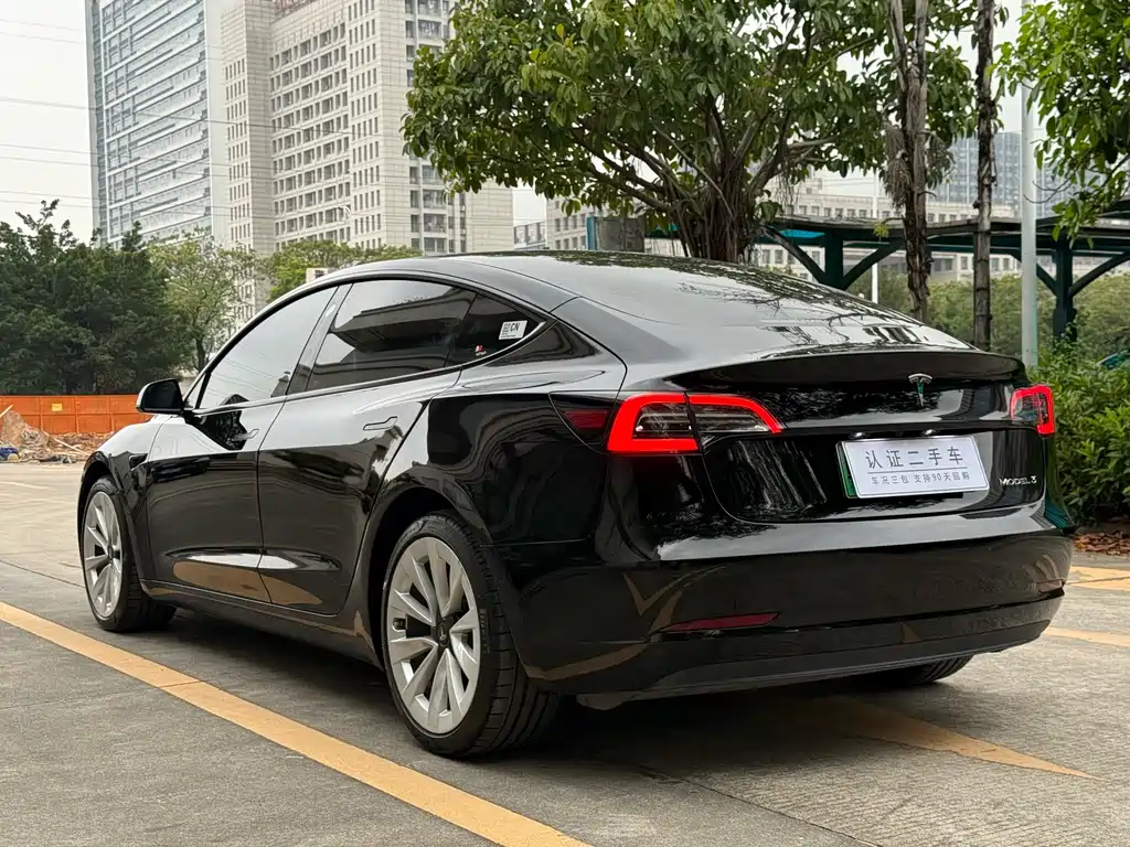 Tesla Model 3 2023 — фото 11