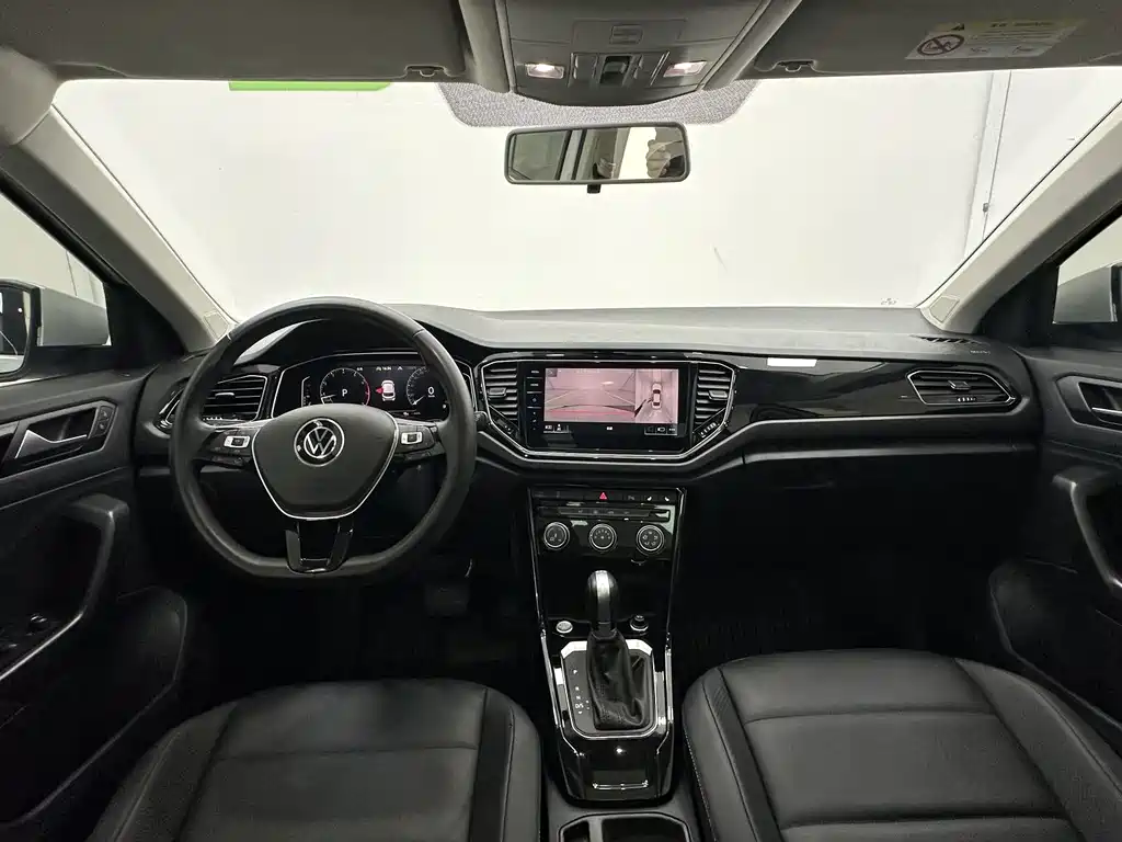 Volkswagen T-Roc 2022 — фото 10