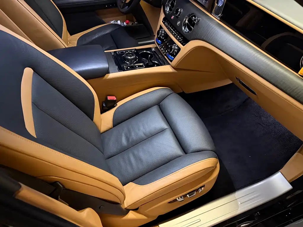 Rolls-Royce Ghost 2023