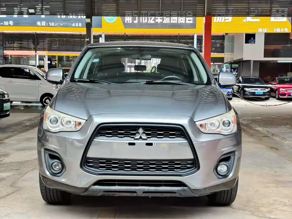 Mitsubishi ASX 2013 — фото 2