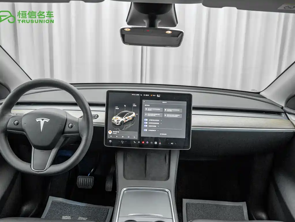 Tesla Model Y 2023 — фото 15