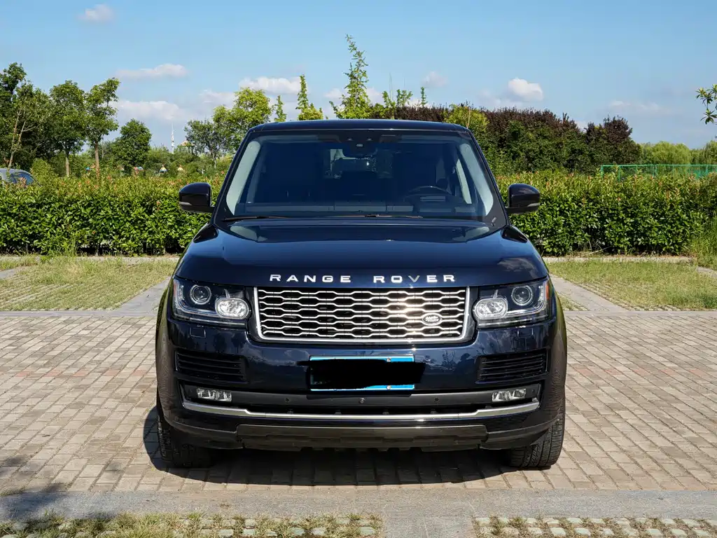 Land Rover Range Rover 2017 — фото 1