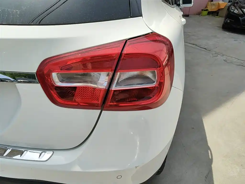 Mercedes-Benz GLA 2015 — фото 8
